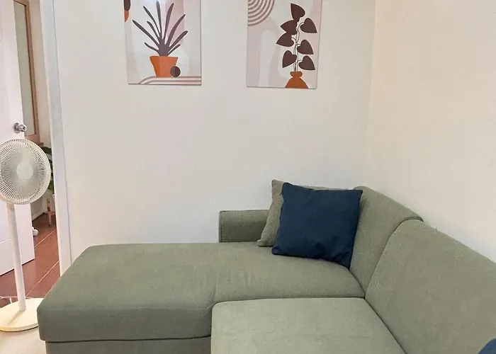 Cozy Corner 2-bedroom At Pioneer Woodlands