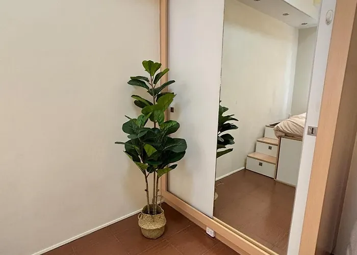 Cozy Corner 2-bedroom At Pioneer Woodlands